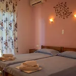 Eden 4*