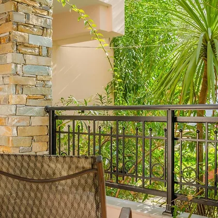 Eden 4* لايميناس