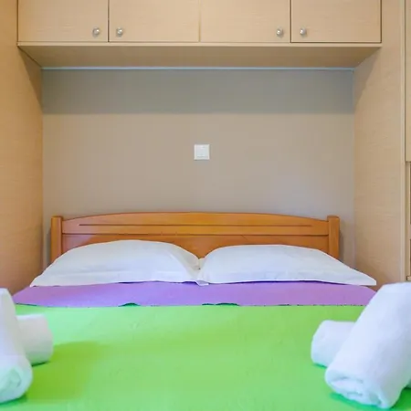 Eden بيت ضيافة لايميناس