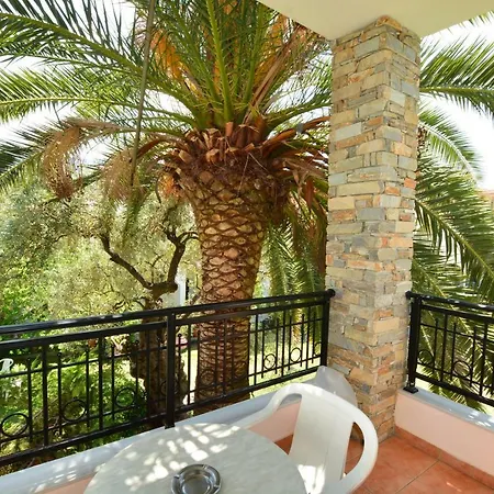 Eden 4* لايميناس