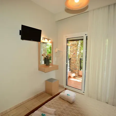 بيت ضيافة Eden لايميناس